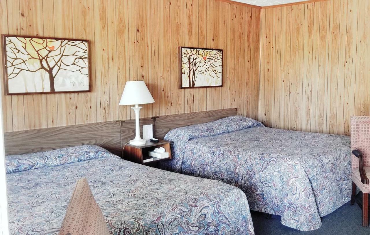 Tanglewood Motel And Log Cabinsマギー・バレー エクステリア 写真